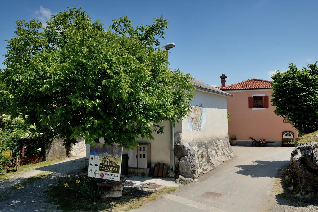 Tourist Farm Dujceva Domacija Villa Vremski Britof Eksteriør bilde